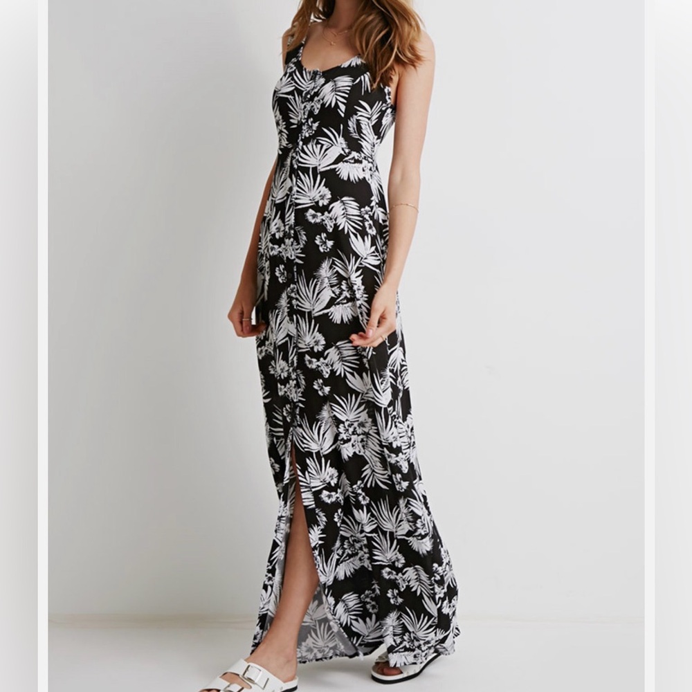 Chic Leaf Print Maxi Dress
